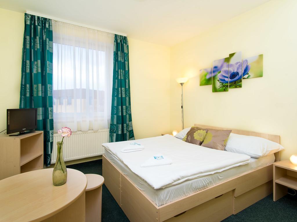 Hotel Brilliant براغ المظهر الخارجي الصورة